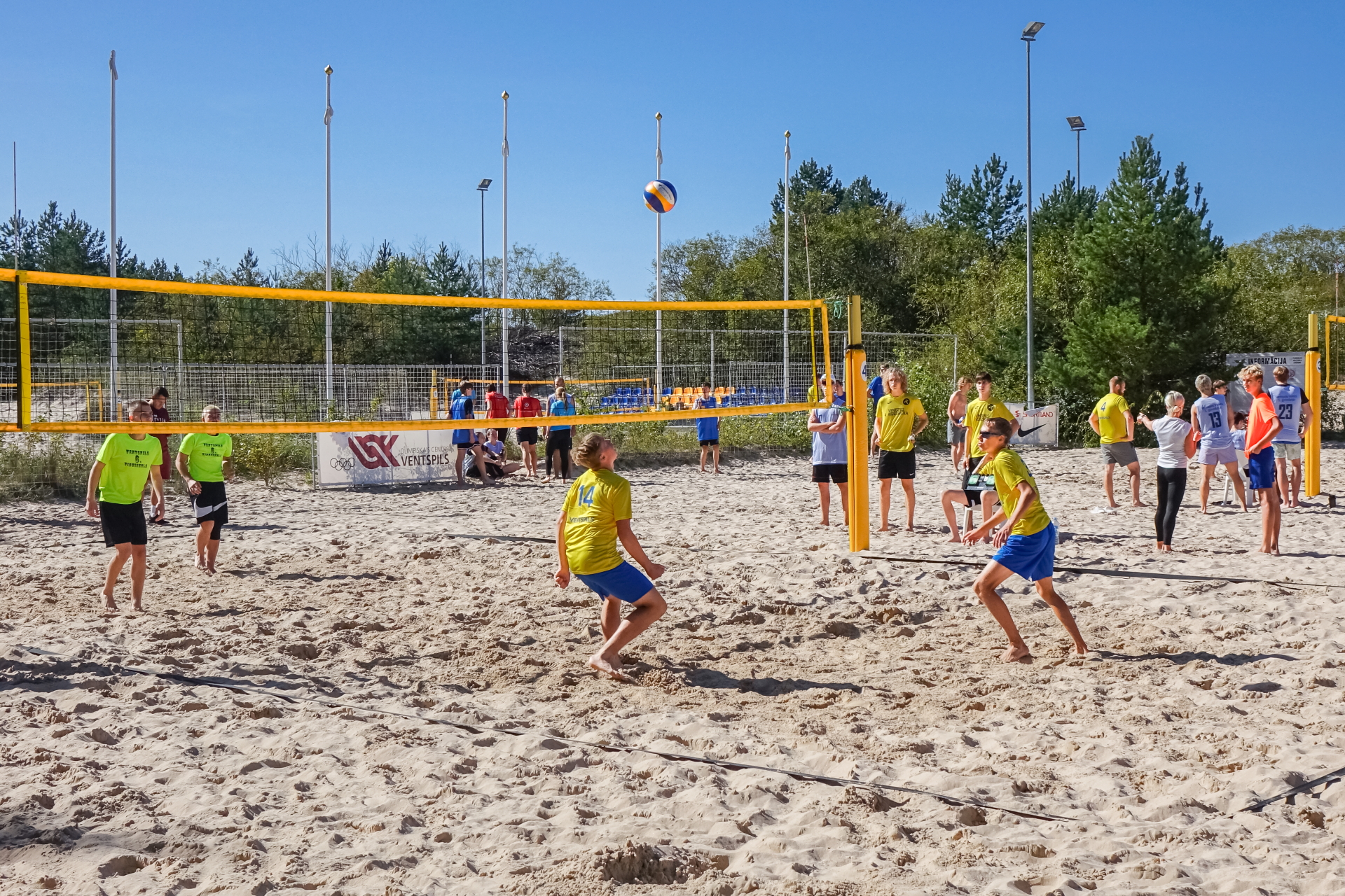Notiks pludmales volejbola turnīrs Ventspils vidusskolu grupā jauniešiem un jaunietēm